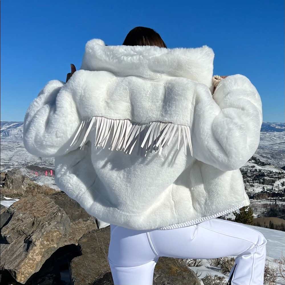 Goldbergh white ski jacket